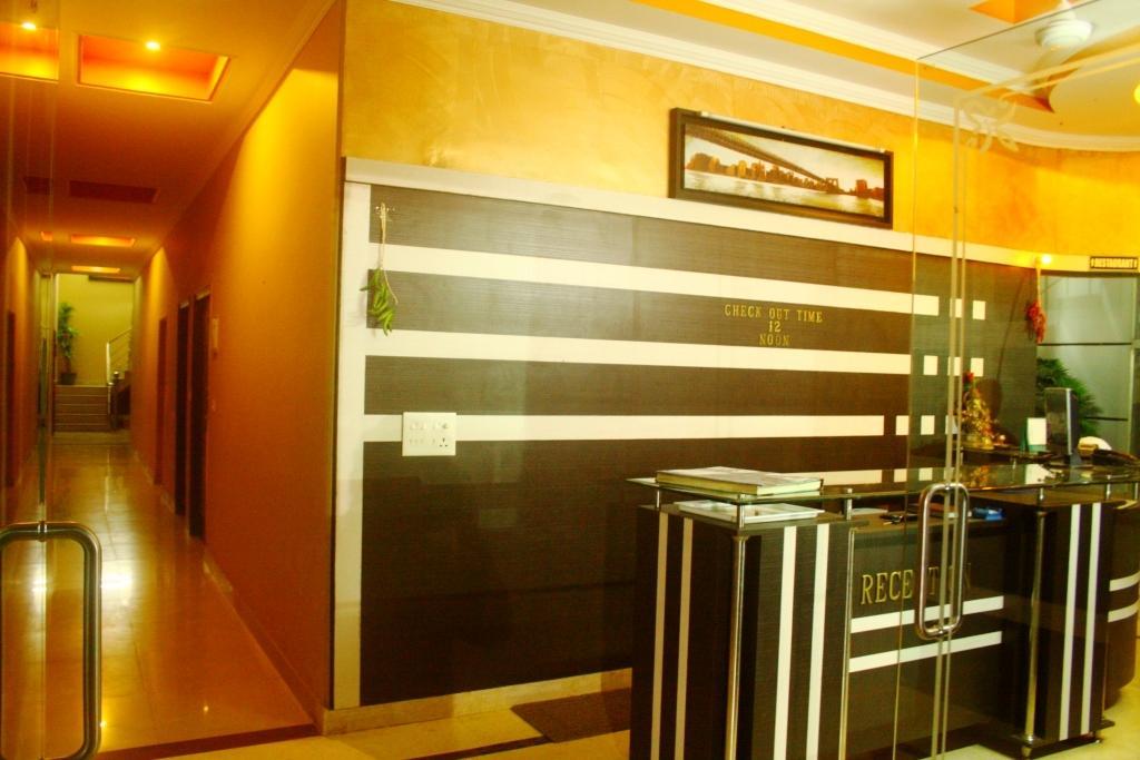 Hotel Utsav Dehradun Exterior photo