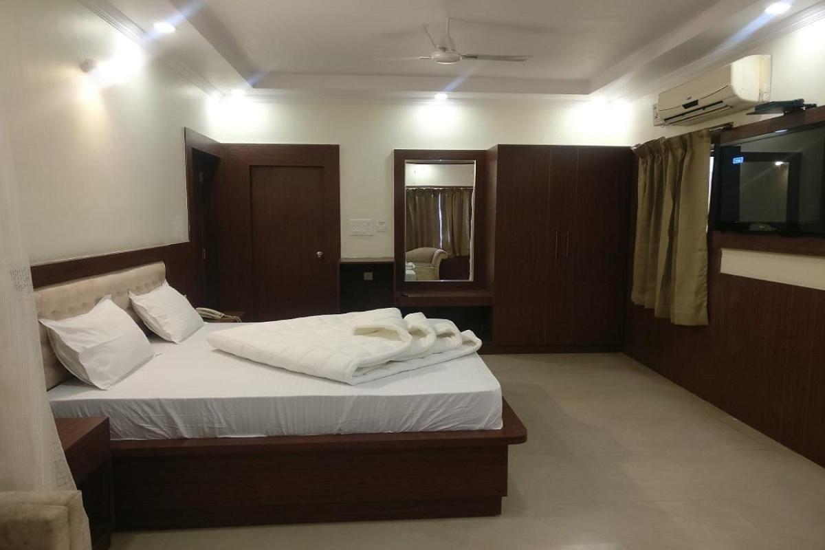 Hotel Utsav Dehradun Exterior photo